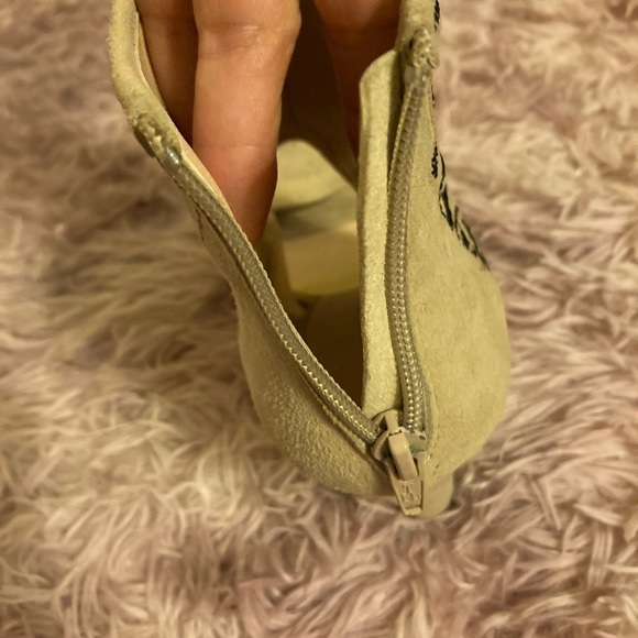 Anthropologie Plomo Suede Embroidered Wedge Sandals Size 7